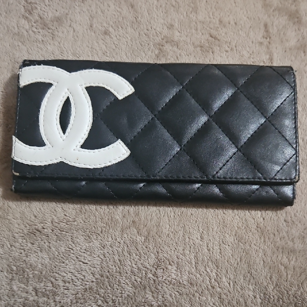 CHANEL Black and White Quilted Wallet